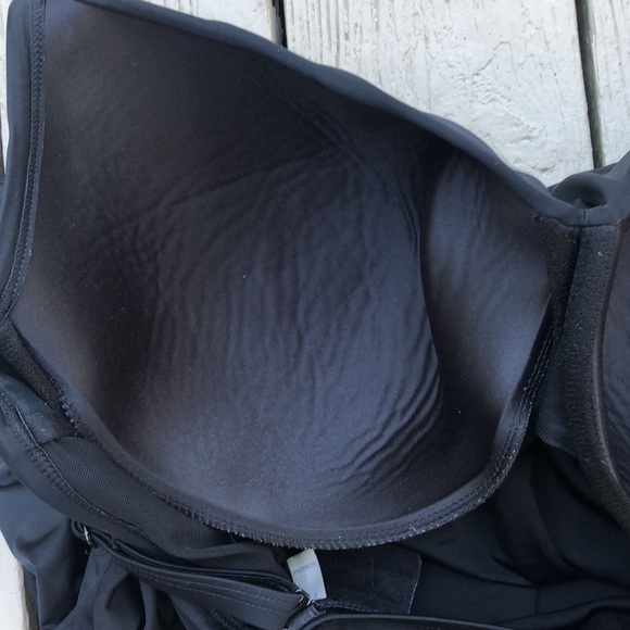 NWOT CACIQUE Balconette Swim Black Tankini top
Gold Hardware Built in Bra 44DDD - Picture 9 of 16